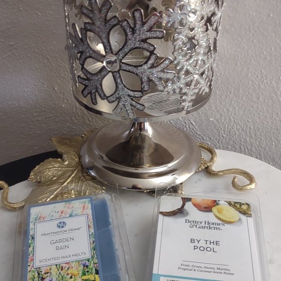 Bath & Body Works Snow Flake 3 Wick Candle Holder + Extras EXCELLENT Condition - Picture 1 of 11